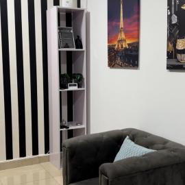 Zebra apartment, hotel in Kwabenya