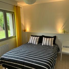 Gîte du Saule du Magne 2 personnes, hotel in Douzy