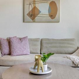 Landing Spectacular 1BD Yoga Studio Gym