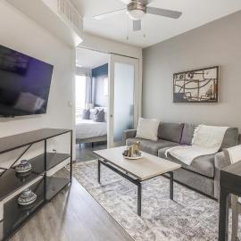 Landing Stylish 1BD Game Room Rooftop Lounge