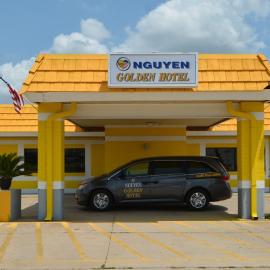 Golden Hotel and Conference Center, hotel em Wichita