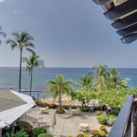 Casa De Emdeko Condo with Pool AC & Ocean Views