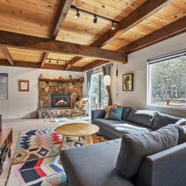 Christmas Valley Chalet - Tahoe Adventure Awaits