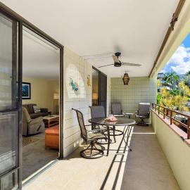 Oceanfront 2-Bedroom Condo in Kailua-Kona