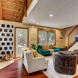 Rustic Haven - Hot tub & Pet friendly, hotel in South Lake Tahoe