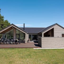 5 star holiday home in Rømø, hotel v destinaci Kongsmark