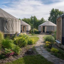 Jurty Glamping Moje Taghazout, hotelli kohteessa Lubiatowo