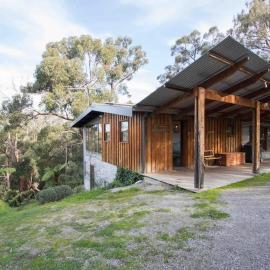 Killawarra House, Bush Luxury!, hotel in Healesville
