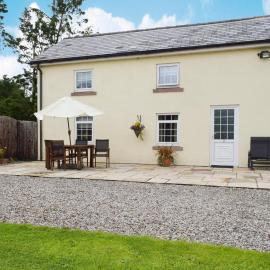 West Boundary Farm Cottage 2、Pillingのホテル