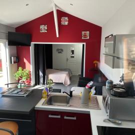 Dépendance de 45m2 à louer – hotel w mieście Saint-Vite