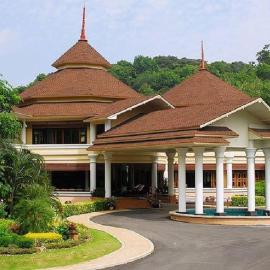 Hotel and Beach Bungalow at Lanta Resort、ランタ島のホテル
