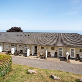 Cozy Apartment In Allinge With Wifi: Allinge şehrinde bir otel