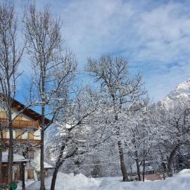 Petit Chalet, hotel a Villanova
