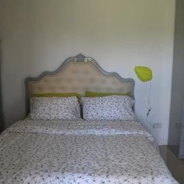 HTL Apartment, מלון בAglalana