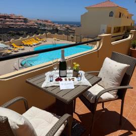Sunny Apartment Loma de Arguineguín، فندق في Arguineguín