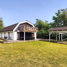 8106-Mern-kindvig-enge-Kaersangervej-6, hotel Kindvig városában