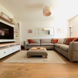 3BR - Luxury Home Away From Home - Contractor Digs - Near LGW Airport