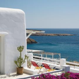 Mykonos Lolita, a Resort to Live