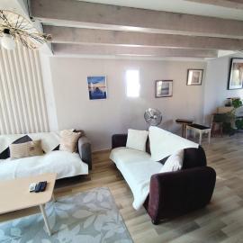Reve azur plage en duplex coeur de village