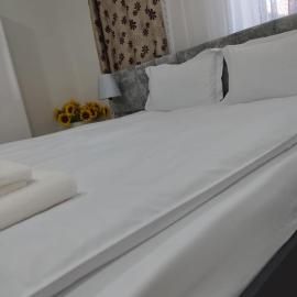 AME Home 2، فندق في Ocna Mureş
