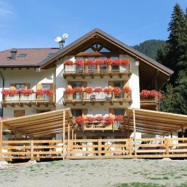 Hotel Lagorai, viešbutis mieste Osteria Carlettini
