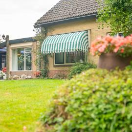Wad Fijn, hotel u gradu 'Sexbierum'