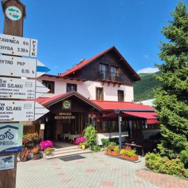 Zajazd PTTK Pod Roztoką, hotel a Rytro