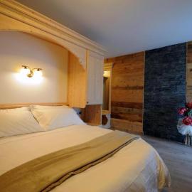 Agritur Melissa, hotel in Croviana