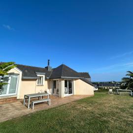 Belle maison vue sur mer
