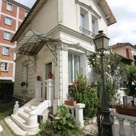Gite Villa Fauvette 2 min to RER B train station