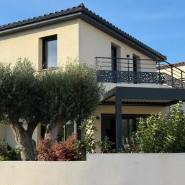 Villa zen bord de mer