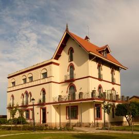 Hotel Rural Palacio Haza de la Concepción – hotel w mieście Malpartida de Plasencia