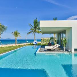 Luxury Dana Beach Resort & Spa