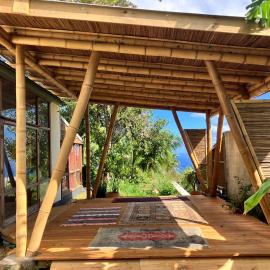 Zen bamboo ecolodge, hotel in Saint-Leu