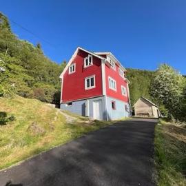 Haus Harald, hotel sa Tysnes