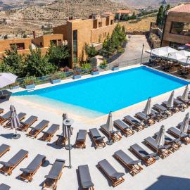 Kfardebian में, होटल Oakridge Hotel & Spa