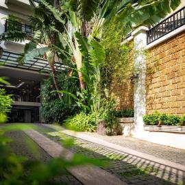 Elegant Suites Central