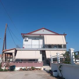 Eirini Sea House, hotel en Skála