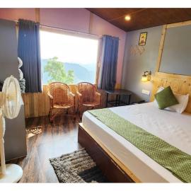 Hotel Hima-Aksh cottages In Sigri, hotel a Nainital