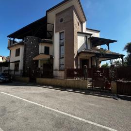 Villa D&C casa affitto breve, hotel a Frattaminore