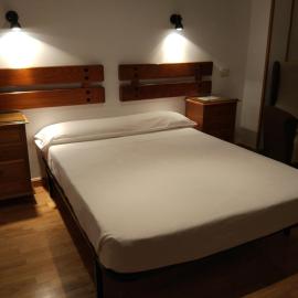 Hotel Los Perales, hotel en Puebla de Sanabria