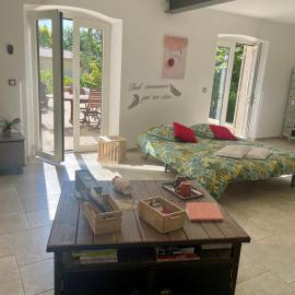 L'appart Thé - Cocon de charme avec terrasse à Paradou, au cœur des Alpilles