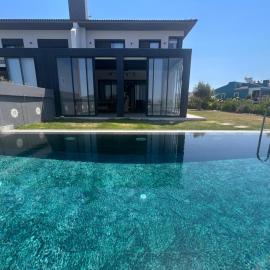 Villa Ant, hotel u gradu 'Cesme'