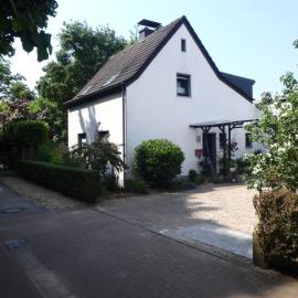 Ferienwohnung Knusperhaus, готель у місті Ксантен
