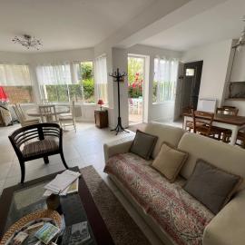 Villa Chantereyne entrée de plage, 8 couchages, hotel in Ouistreham