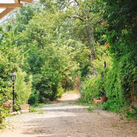 Les Grangeonnes, gîtes nature, piscine, bain nordique, sauna pour accueil familiale ou de groupe, hotell sihtkohas Saint-Basile