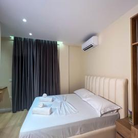 Serenita Hotel, hotel u Vlorëu
