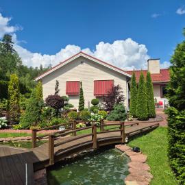 Vacker villa nära Kolmården och Norrköping, готель у місті Обю