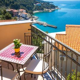 Guest House Davor Tomas, hotel a Brela