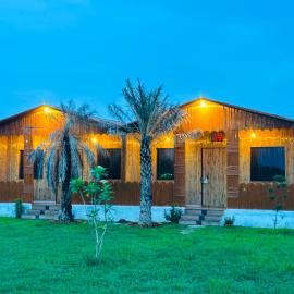 The Krishna Farm, hotelli 